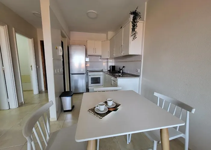 Centrico En Candelaria, Con Piscina. Appartamento