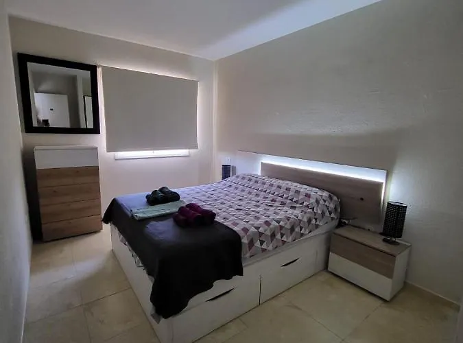 Centrico En Candelaria, Con Piscina. Appartamento